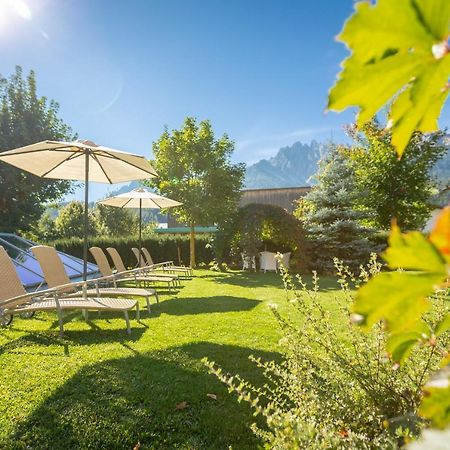 Hotel Villa Stefania San Candido Esterno foto