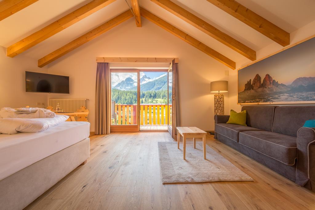 Hotel Villa Stefania San Candido Esterno foto