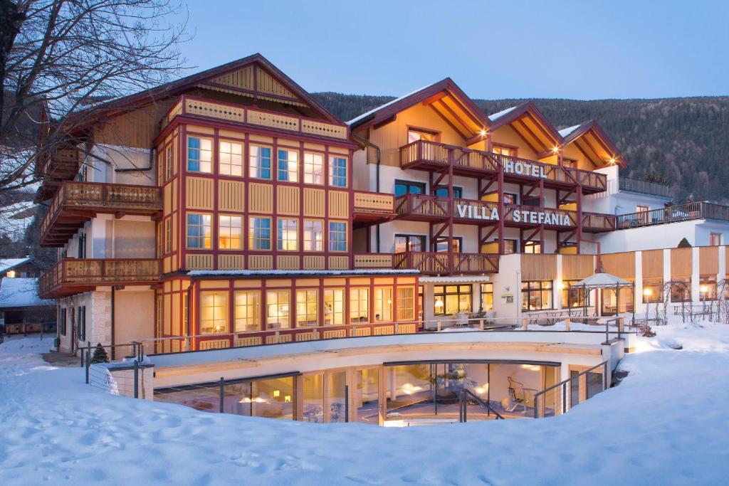 Hotel Villa Stefania San Candido Esterno foto