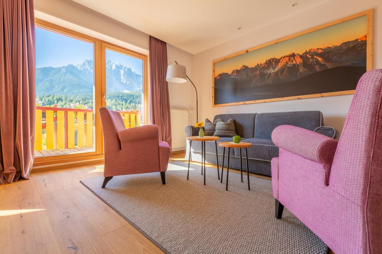 Hotel Villa Stefania San Candido Esterno foto
