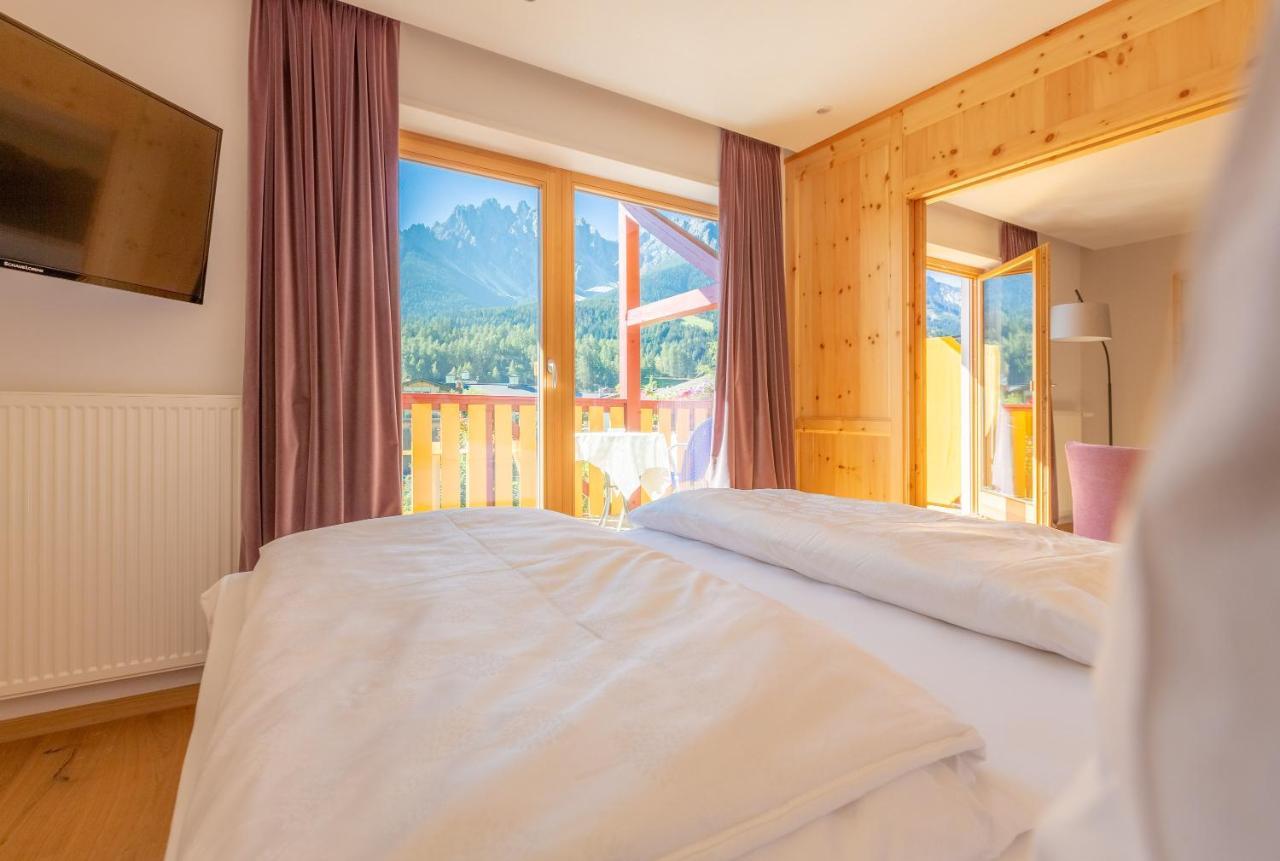 Hotel Villa Stefania San Candido Esterno foto